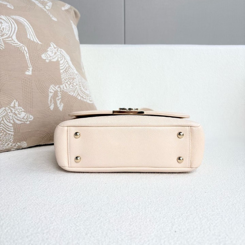 Chanel 雙面郵差鏈條包米白色金扣 荔枝皮23*17*7 99新購證塵袋保卡-4