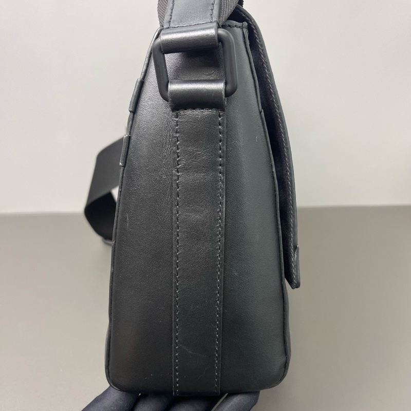 LV SPRINTER郵差包 黑色壓花真皮 全皮材質30*21*10  98新配件塵袋-5