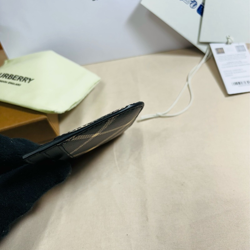 🎁送禮首選 全新盒裝 2025新款 Burberry 巴寶莉 黑白格紋5卡名片夾/卡夾 （原價8400）-7