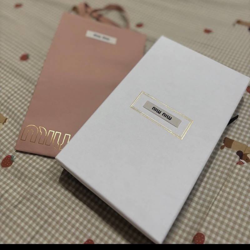 全新外拆封｜miumiu金屬&珍珠項鍊-2