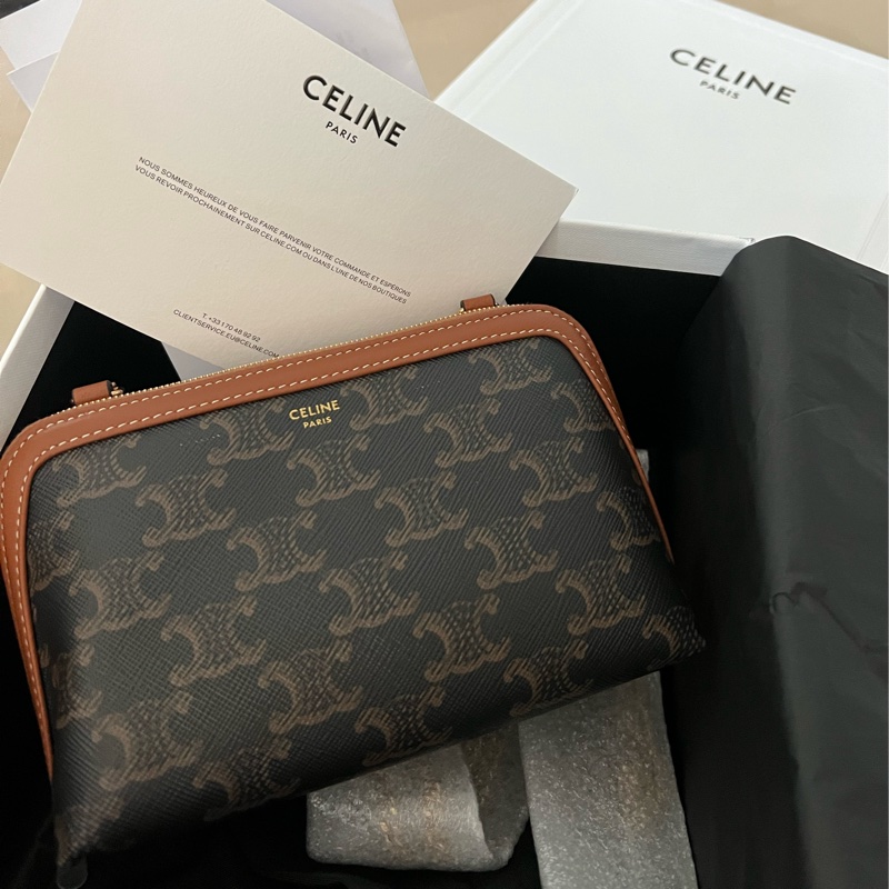 CELINE Triomphe 老花貝殼包-0