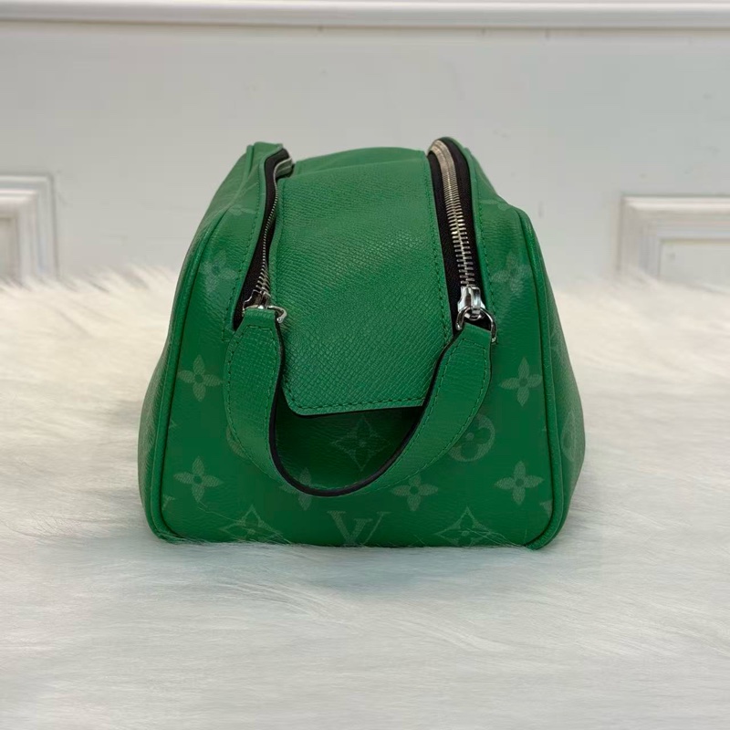 LOUIS VUITTON Dopp Kit 老花滿印拉鍊開合 帆布拼皮革 收納包洗漱包 男款-1