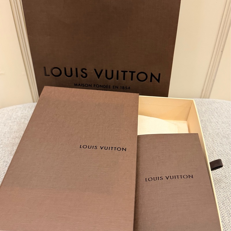 出清特價｜真品 LV路易威登 Monogram Porte En 3 Carte 原花經典長夾 手機包 十萬包 支票包 財神包-9