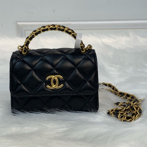 Chanel迷你羊皮豆腐包 小個子最愛💌