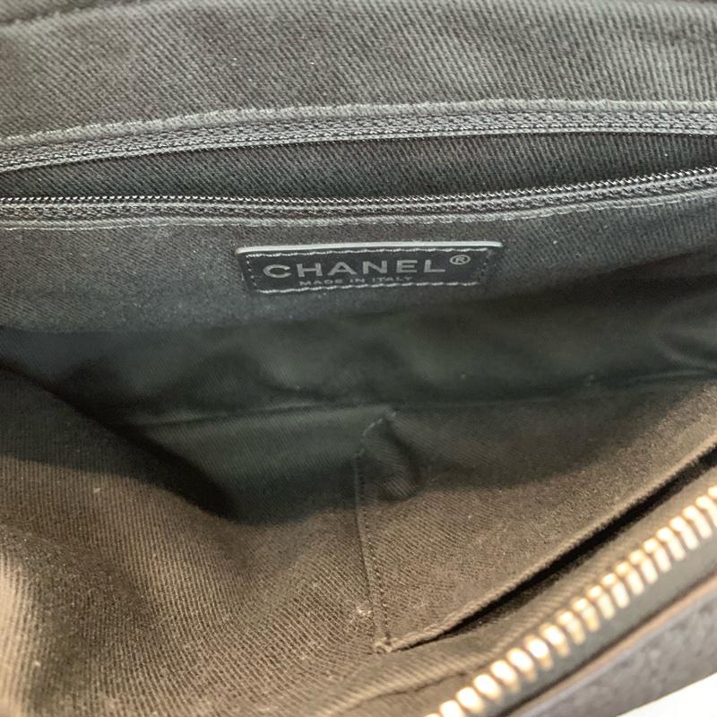 罕見鹿皮Chanel黑色銀扣相機包‼️-3