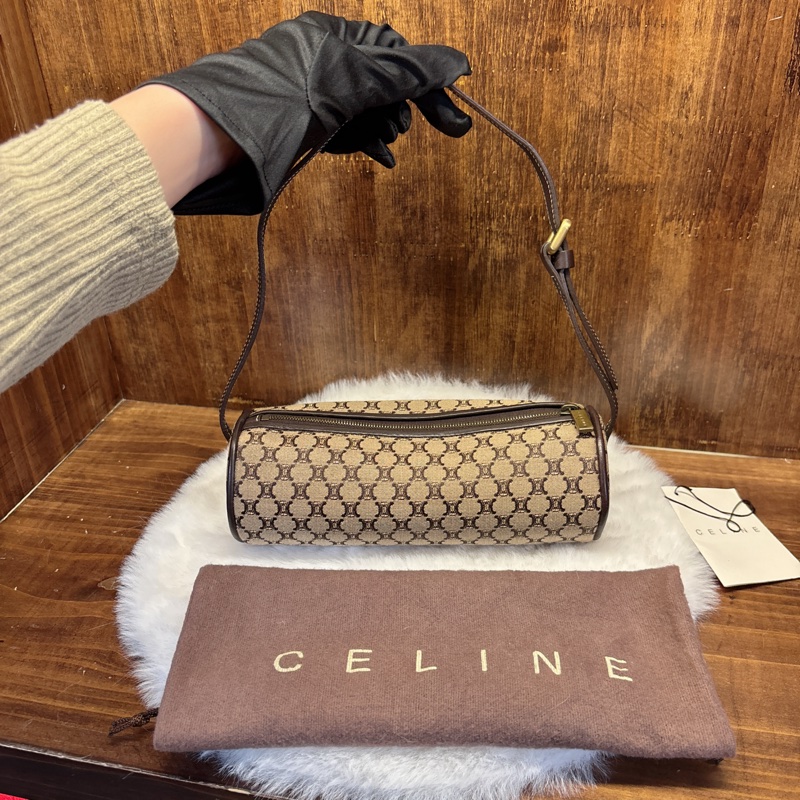 Celine 經典凱旋門印花圓筒包-0
