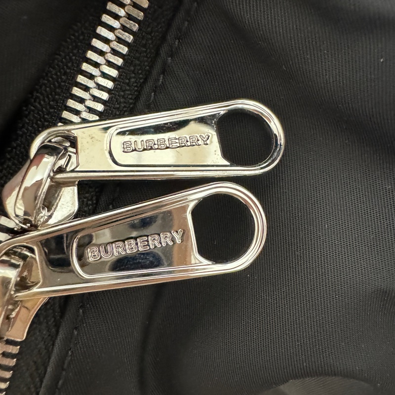 Burberry全新男用腰/斜背包-1