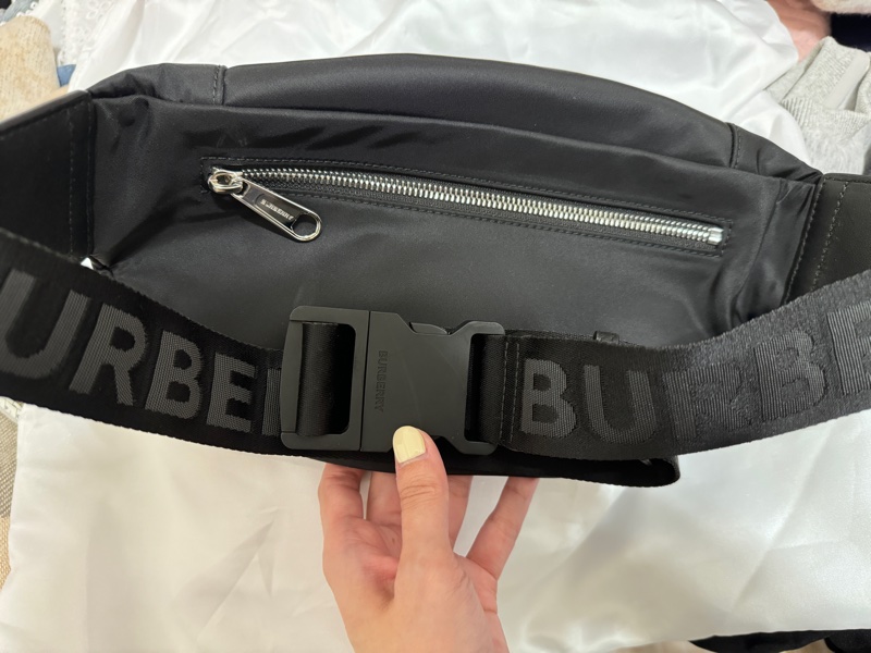 Burberry全新男用腰/斜背包-3