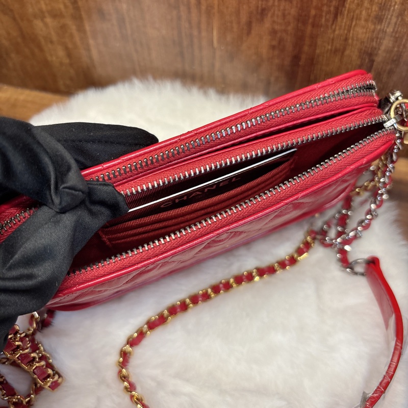 Chanel Gabrielle 紅色菱格紋鏈條包-6