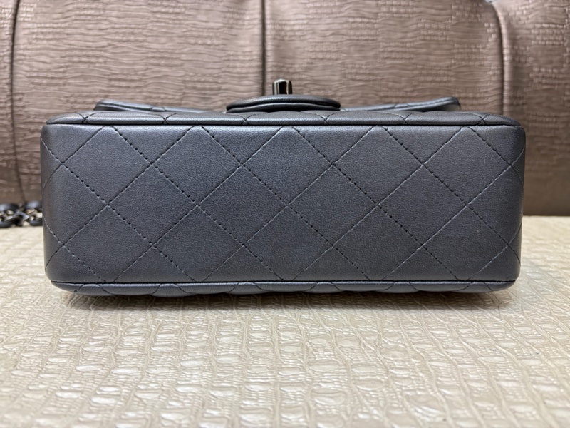 Chanel 23B銀黑羊皮黑釦Mini CF20 A69900-4