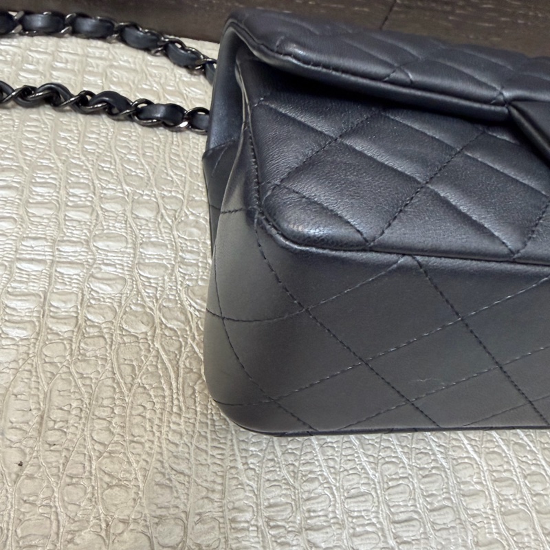 Chanel 23B銀黑羊皮黑釦Mini CF20 A69900-6