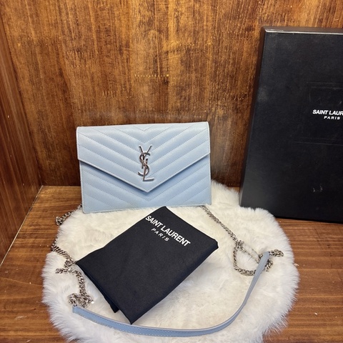 Saint Laurent 藍色鏈條錢包