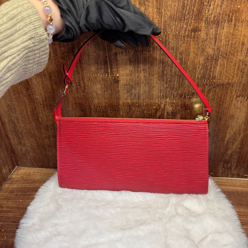 Louis Vuitton Epi Red Clutch 手提包-1