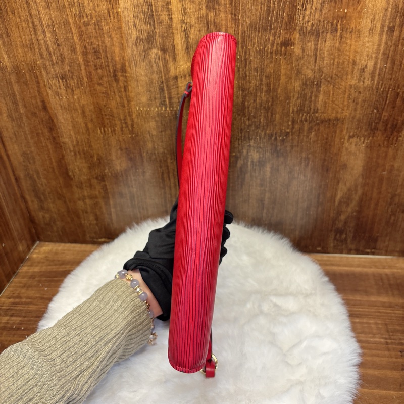 Louis Vuitton Epi Red Clutch 手提包-2