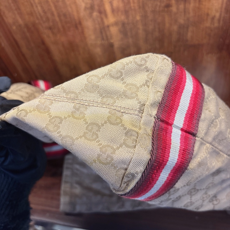 Gucci GG Supreme Tote Bag-3