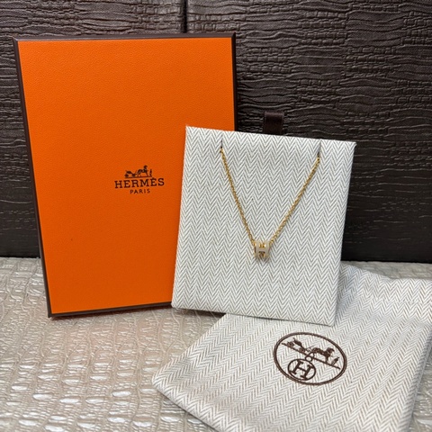 Hermes 奶茶色琺瑯金釦Mini POP H項鍊