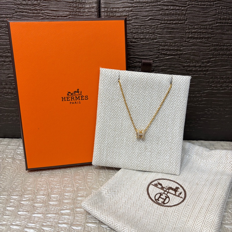 Hermes 奶茶色琺瑯金釦Mini POP H項鍊-0
