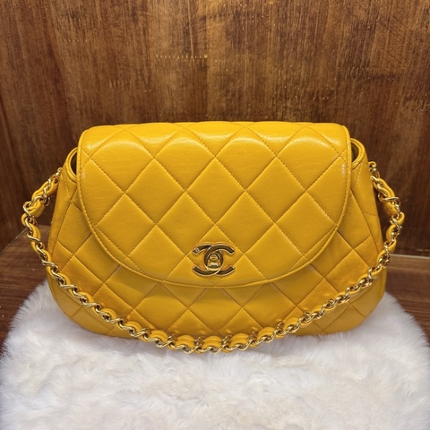 Chanel 黃色菱格紋鏈條包