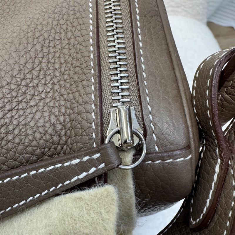 Hermes愛馬仕大象灰TC皮銀釦lindy30-15