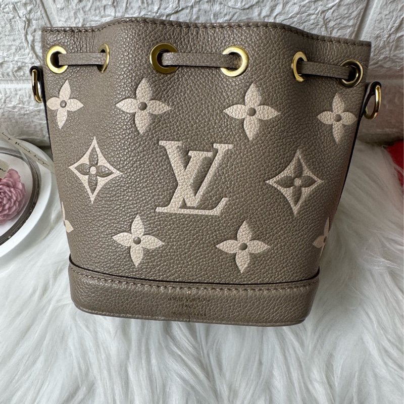 LV nanoneo 大象灰水桶包(晶片)-7