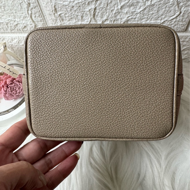 LV nanoneo 大象灰水桶包(晶片)-9