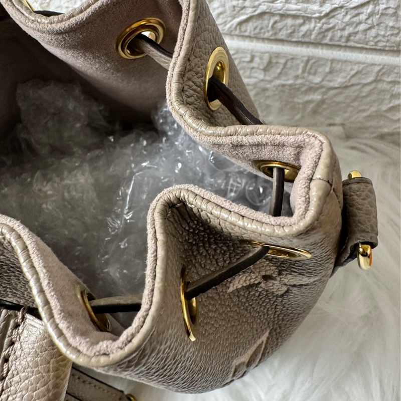 LV nanoneo 大象灰水桶包(晶片)-16