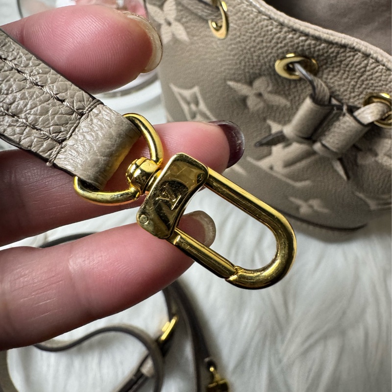 LV nanoneo 大象灰水桶包(晶片)-24