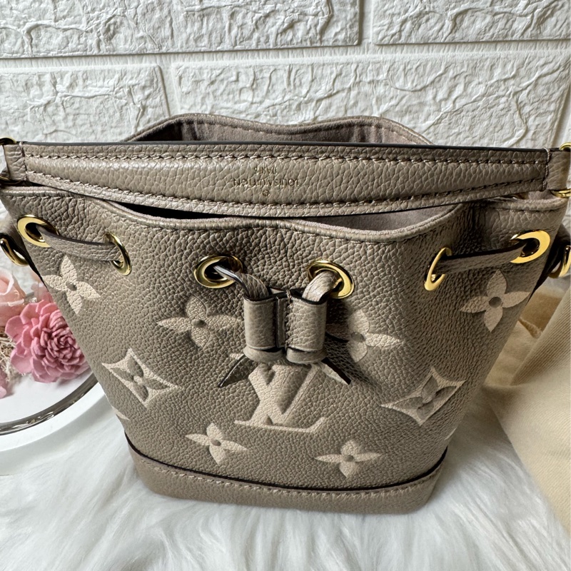 LV nanoneo 大象灰水桶包(晶片)-25