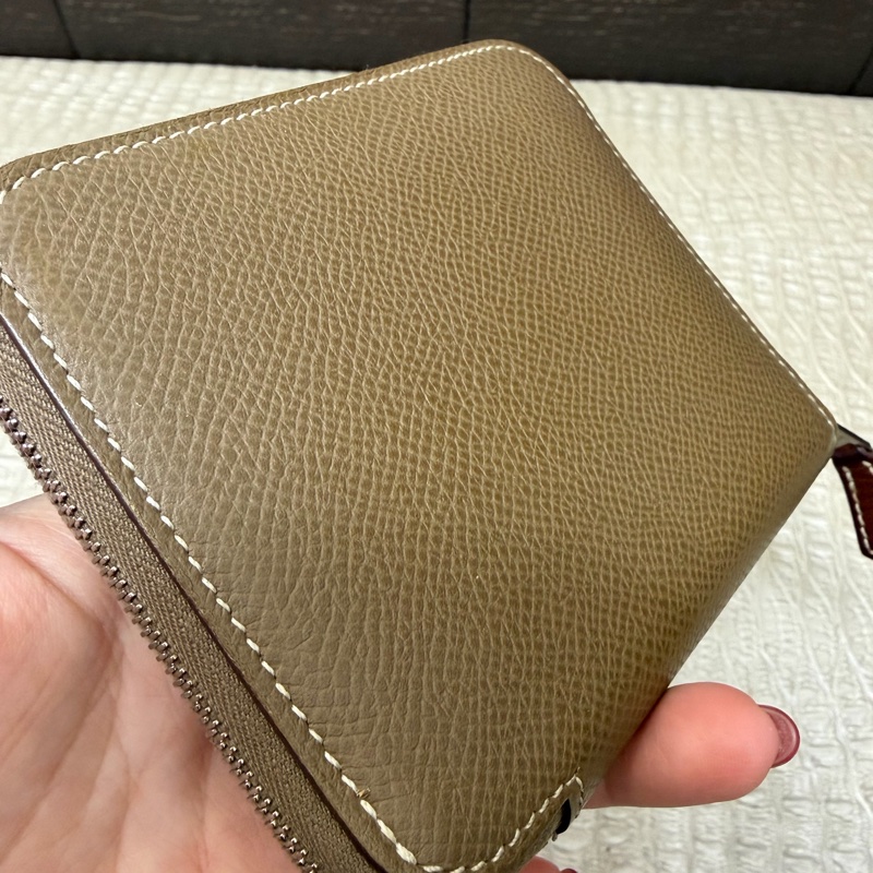 Hermes 大象灰銀釦ㄇ拉絲巾短夾-5