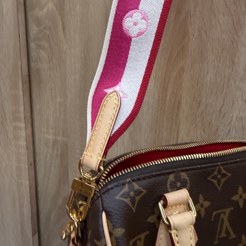 LV 原花金釦Speedy 20手提斜背波士頓包-26