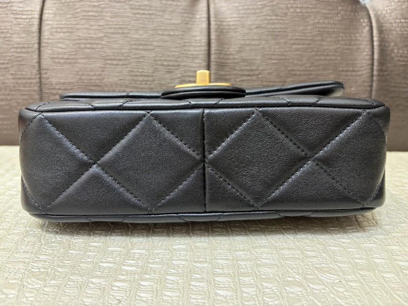 Chanel 黑羊皮霧金雙珍珠湯圓肩斜背包AS4861-1
