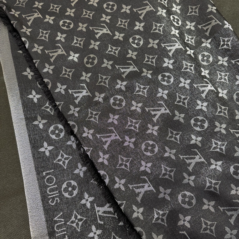 LV 黑銀蔥Logo羊毛絲質方巾M75123-0