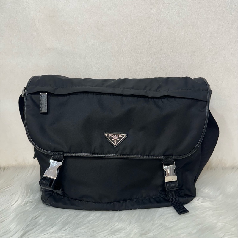 Prada 2VD052 黑尼龍斜背包 郵差包-0