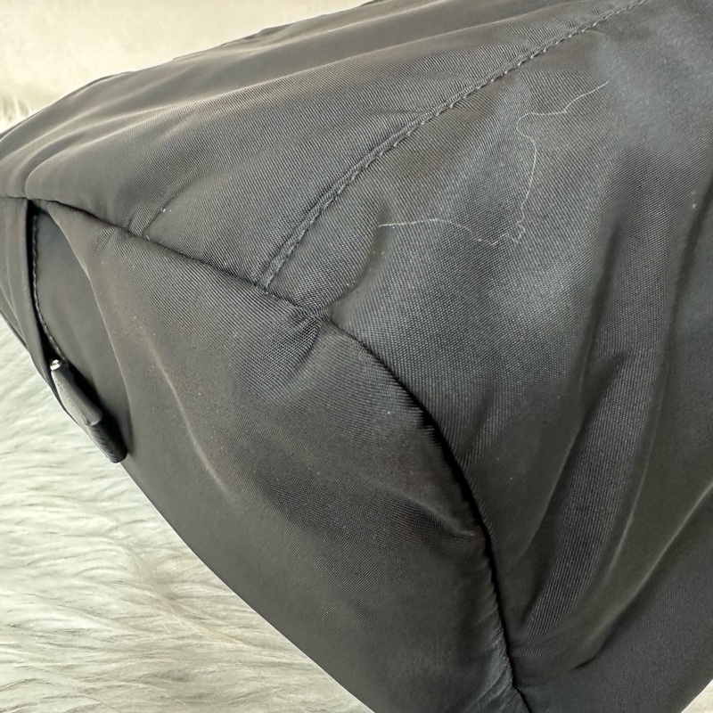 Prada 2VD052 黑尼龍斜背包 郵差包-7