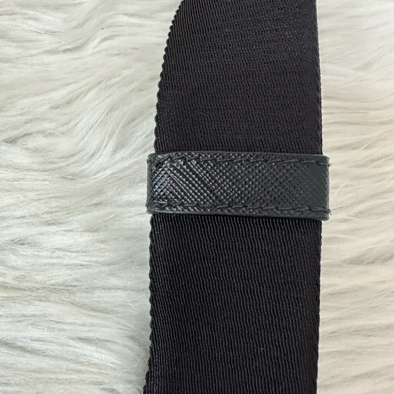 Prada 2VD052 黑尼龍斜背包 郵差包-86