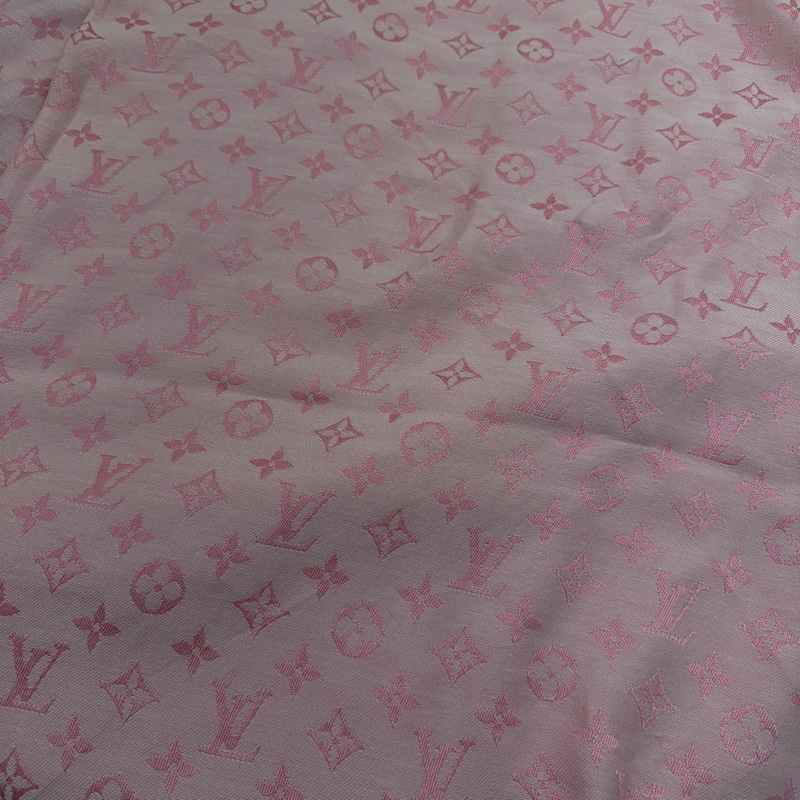 LV 深淺粉LOGO羊毛絲質方巾M76065-0