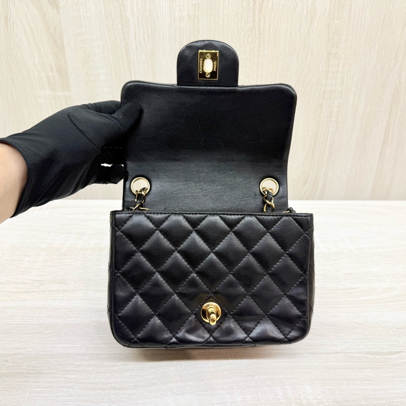 CHANEL黑金菱格羊皮方胖A35200-10