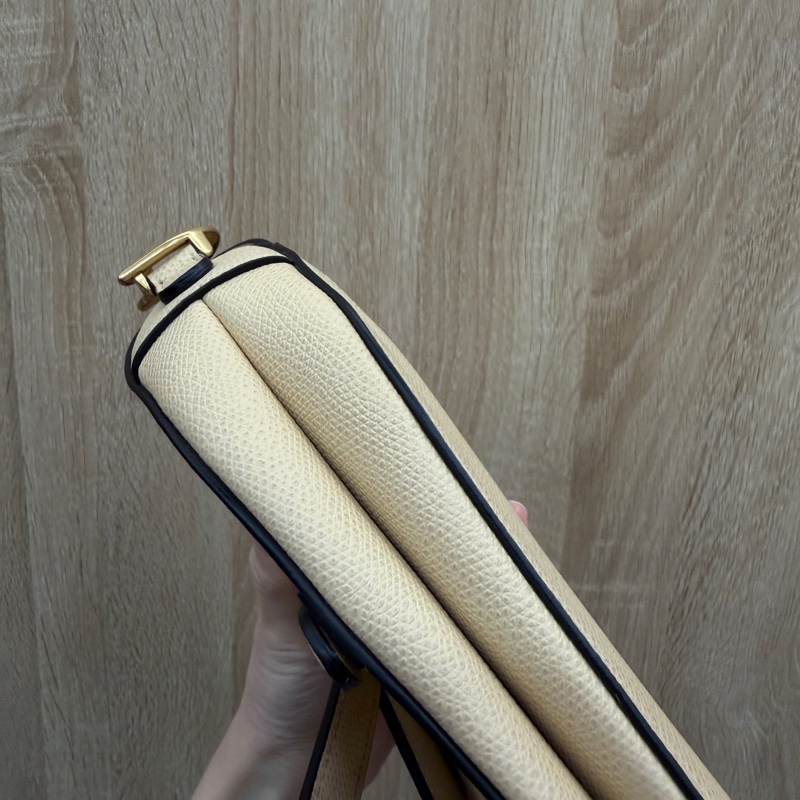 Dior 米色牛皮霧金釦Saddle mini手提馬鞍包-7