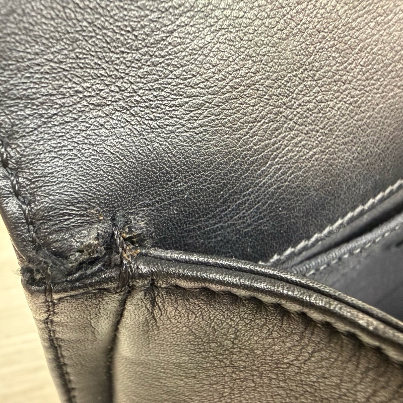 CHANEL黑銀小牛皮大菱格BOY25/A67086-15