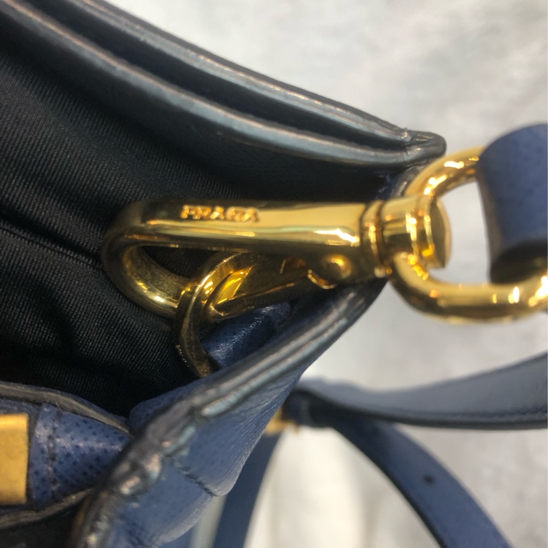 Prada 藍色十字牛皮2Way XC280-19