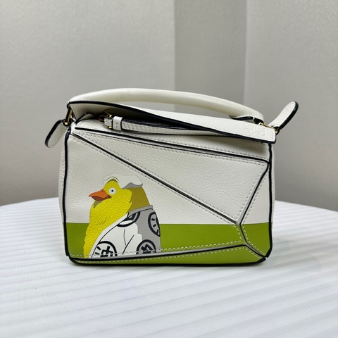 羅意威/Loewe x 吉卜力工作室 神隱少女系列 Mini Puzzle白色斜背包