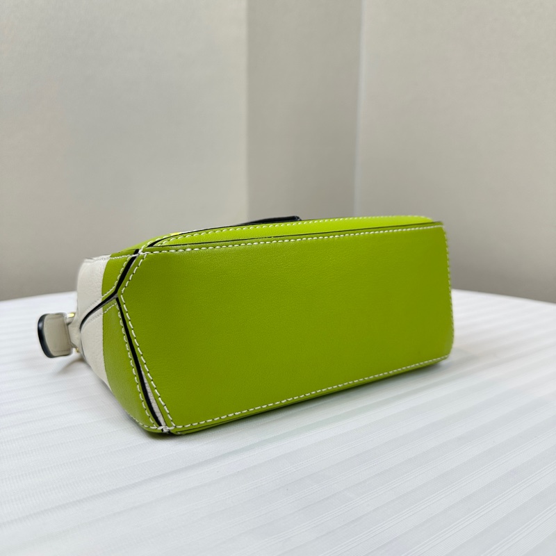 羅意威/Loewe x 吉卜力工作室 神隱少女系列 Mini Puzzle白色斜背包 18x8x12.5cm-3