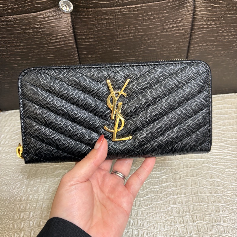 🌟全新🌟YSL 黑魚子醬牛皮金釦ㄇ拉長夾-0