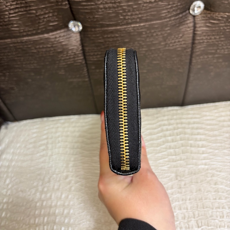 🌟全新🌟YSL 黑魚子醬牛皮金釦ㄇ拉長夾-2