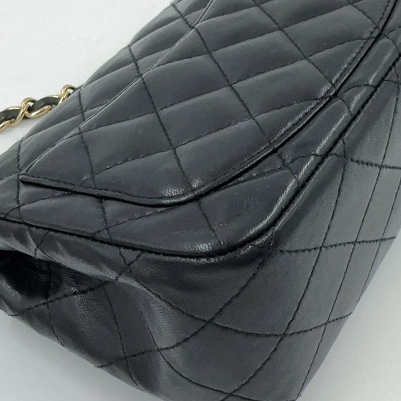 CHANEL黑色羊皮金鍊菱格方胖A35200-18