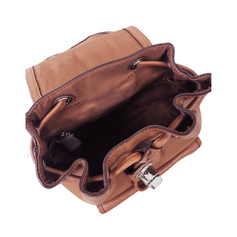 【COACH】鵝卵石紋皮革前口袋後背包-駝色-2