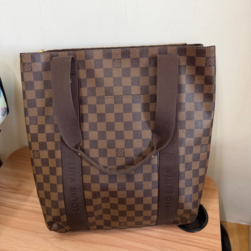 Lv棋盤格經典中性肩背/手提包-1