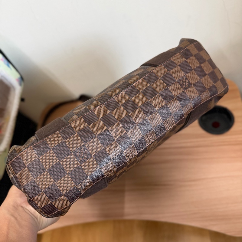 Lv棋盤格經典中性肩背/手提包-4