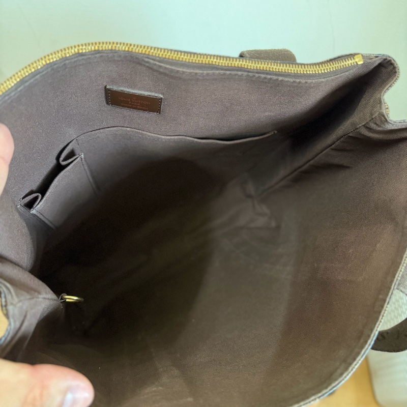 Lv棋盤格經典中性肩背/手提包-5