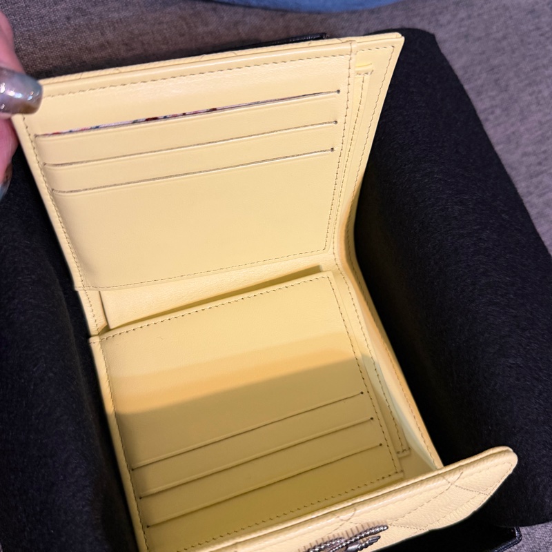Chanel荔枝牛皮黃色短夾小雞黃-3